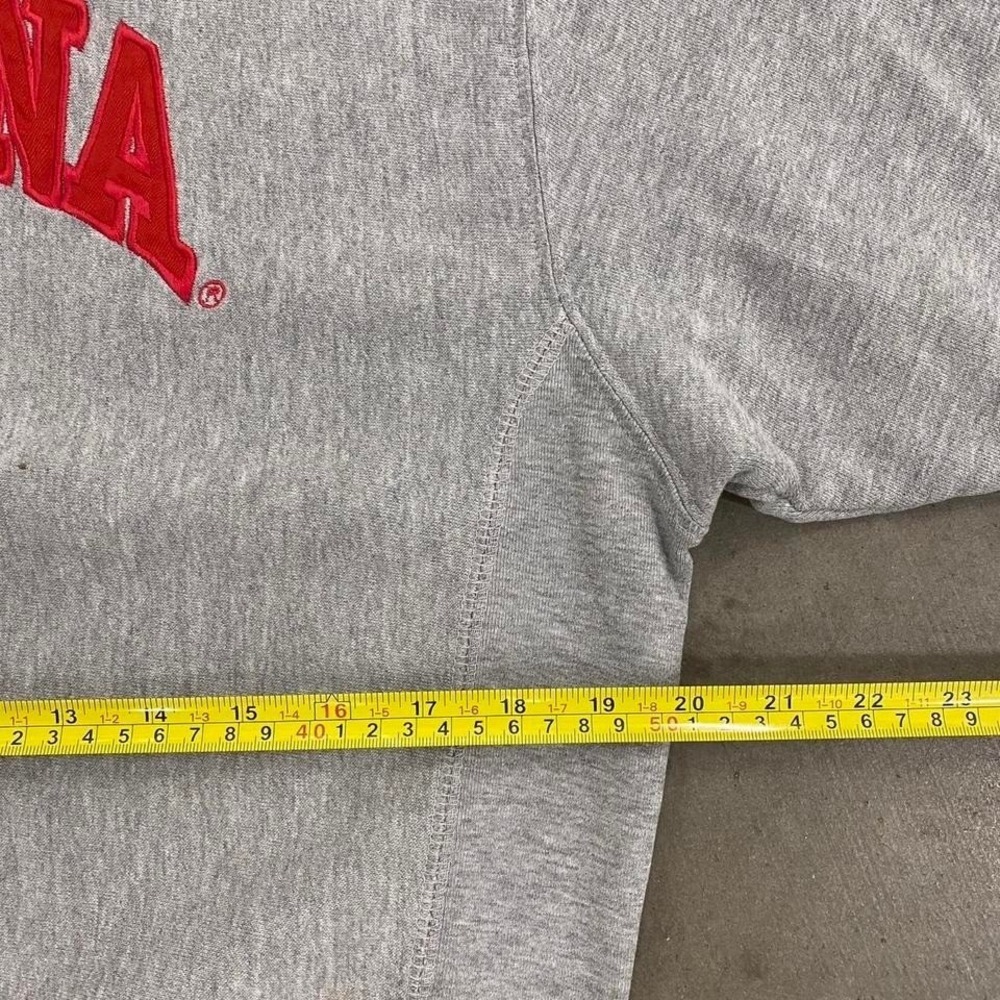 Vintage 90s Indiana University Hoosiers Steve and Barry's Crewneck Sweatshirt - Picture 4 of 5